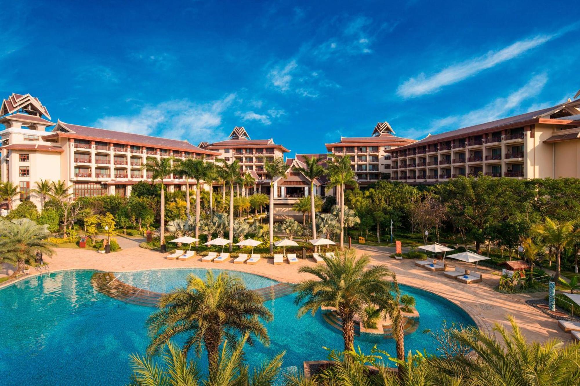 Sheraton Grand Xishuangbanna Hotel Jinghong Exterior photo